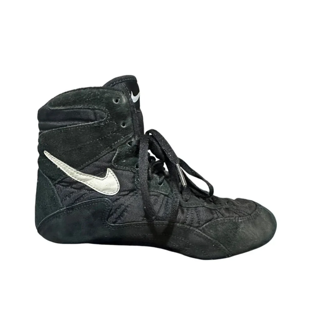 Vintage 1997 OG Nike Speedsweep Wrestling Shoes US Men’s 9 Black Suede Used Rare